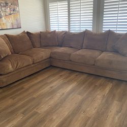  Sectional Couch 