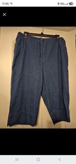 New womans size 16 Charter club(Flood wide leg 19 inch seam)  capri