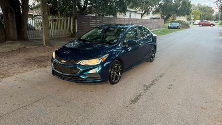 2019 Chevy cruz 56k miles $500 Down payment 7500$ cash price 