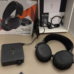 SteelSeries Arctis Pro Wireless Gaming Headset - High Fidelity 2.4 GHz Wireless - Mixable Bluetooth - Non-Stop Dual Battery - OLED Base Station - AI N
