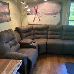 5 Piece “ Best” Double Reclining Sectional, Excellent Condition, No Pets , Always Covered