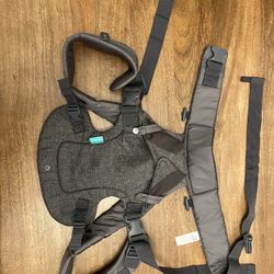 Infantino Flip 4-in-1 Convertible Baby Carrier, Adjustable, Ergonomic Babywearing, Registry Essential, Baby Carrier for Newborn to Toddler, Gray