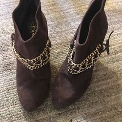 Booties Makowsky 9.5 M