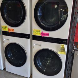 LG ThinQ WashTower Single Unit Front Load Washer 4.5 Cubic Feet Dryer 7.4 Cubic Feet X8