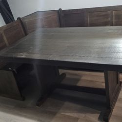 Rectangular Breakfast Nook With Storage