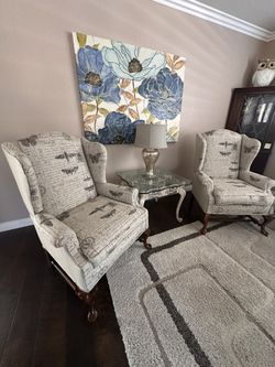 Accent Chairs