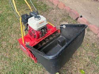 Mclane lawn mower self propelled 10 blades Honda engine