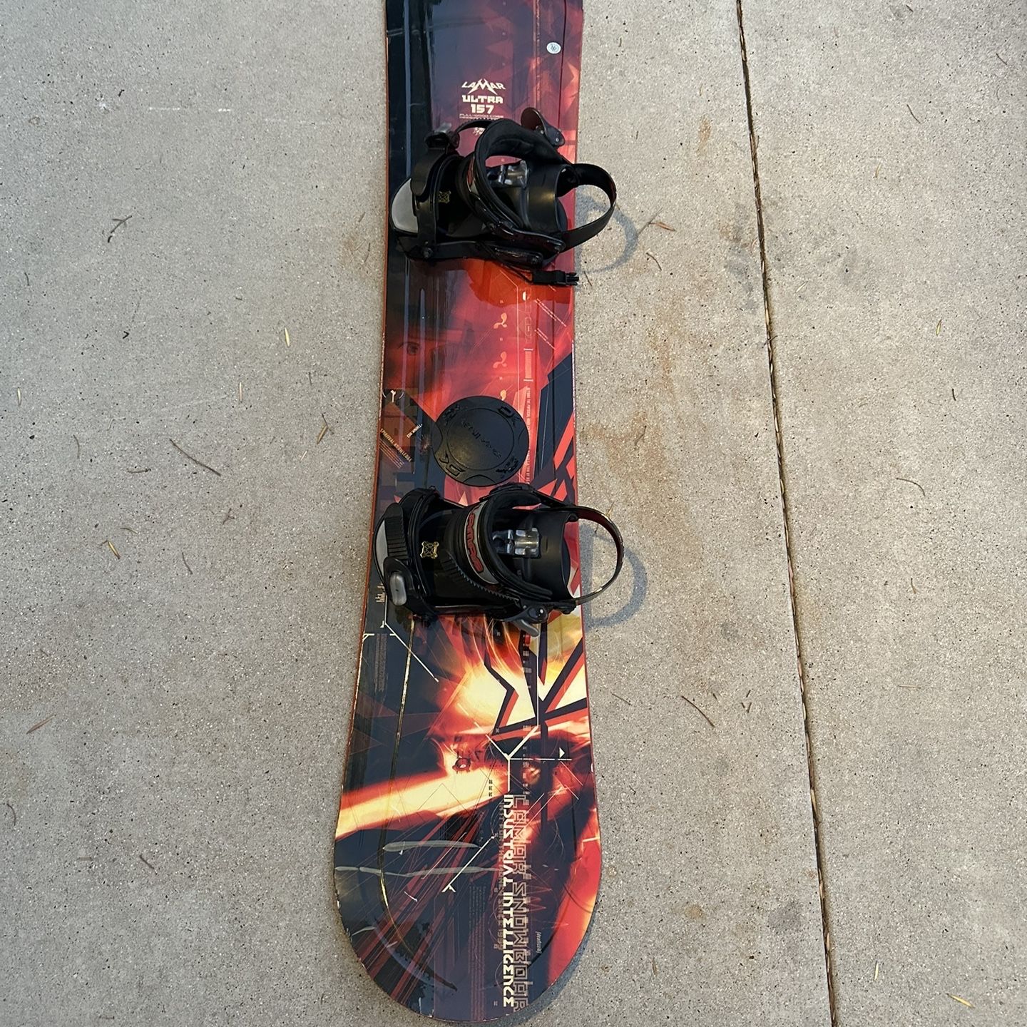 LAMAR スノーボード 赤黒 Lamar Ultra 157CM Snowboard Includes Bindings for Sale in Irvine