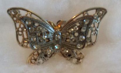 Butterfly ring it's really heavy