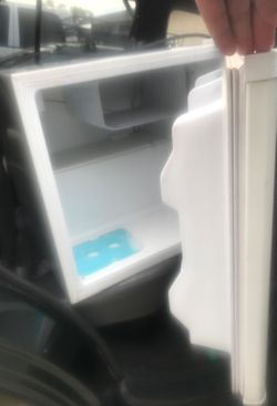 Mini fridge
