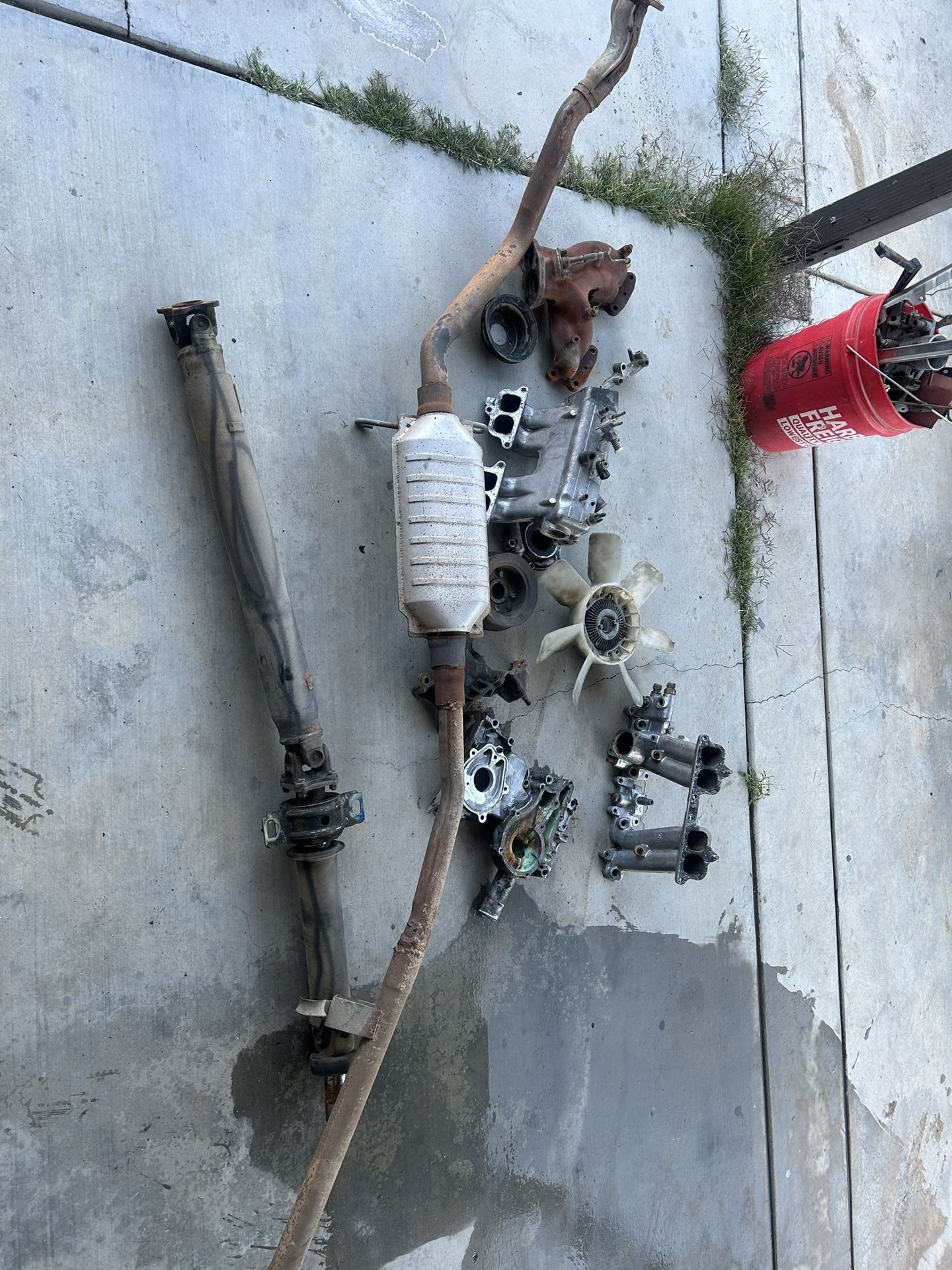 22re Engine Parts All Together for Sale in Victorville, CA - OfferUp