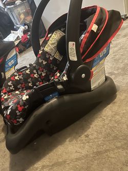 Mickey mouse infant car seat