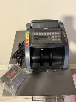 Money Counter With Counterfeit Detection