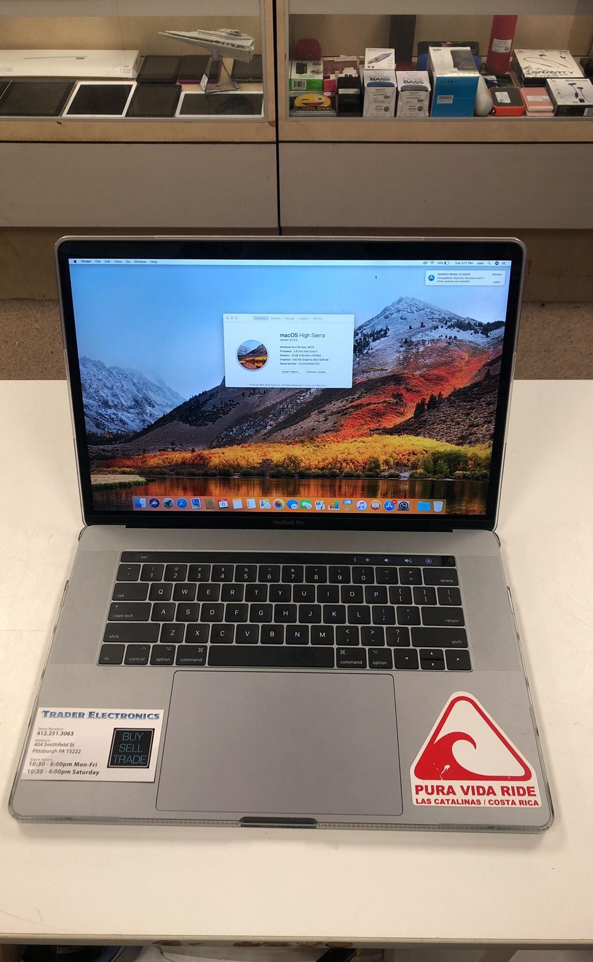 Apple MacBook Pro 15 inch 2017 Touch Bar
