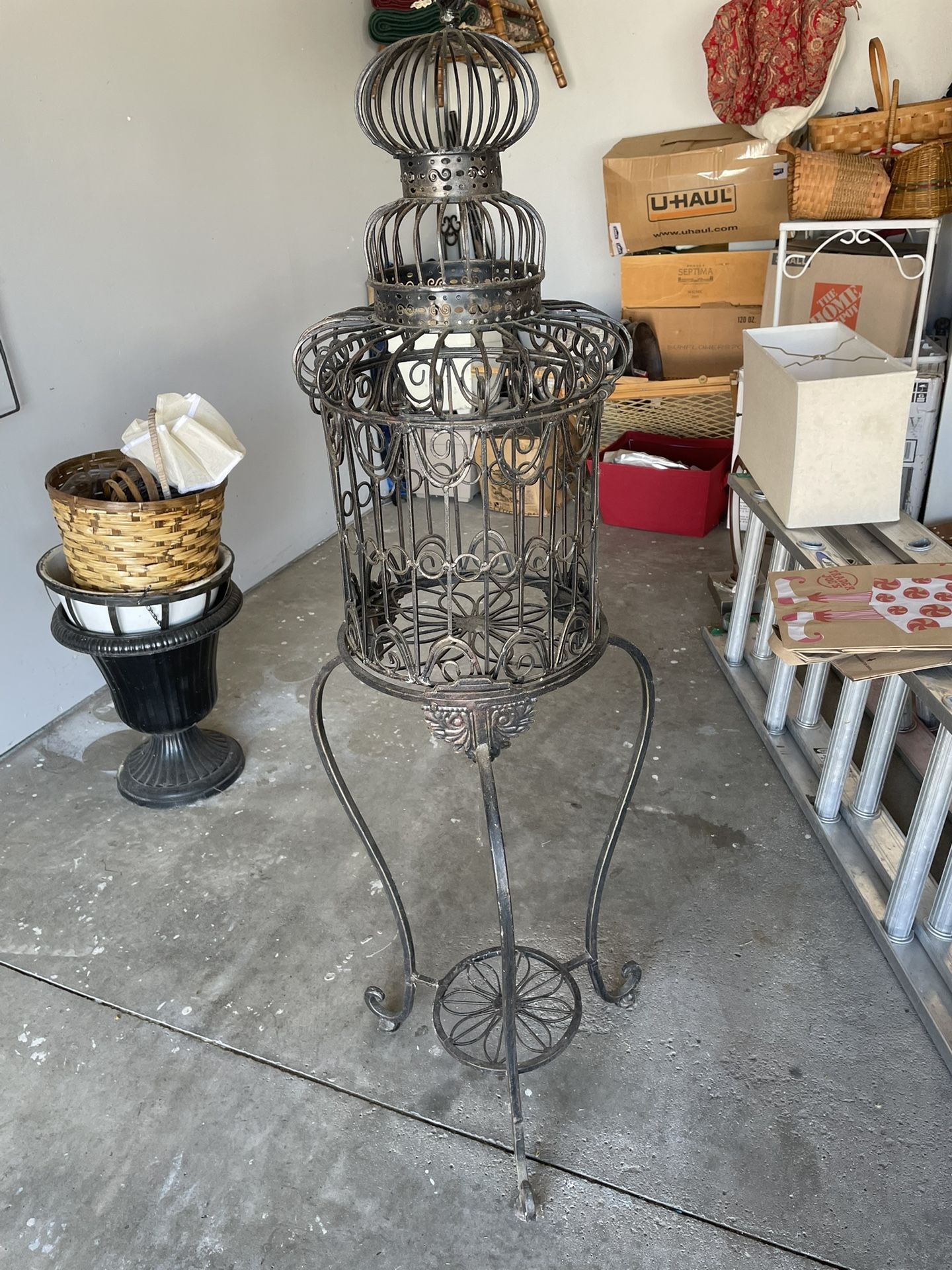 Rod Iron Planter