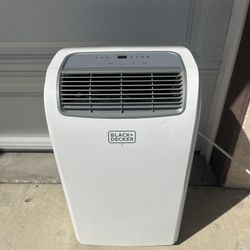 Black & Decker 8,000 BTU Portable Air Conditioner – Works Great