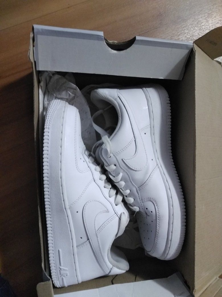 Air Force Ones White Size 9