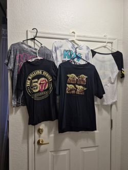 Vintage  mixed Tee Shirts Take All $15 FCFS