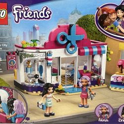 Lego friends