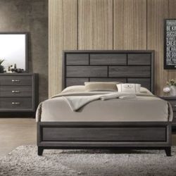 Beautifull Queen Size Bedroom Set 