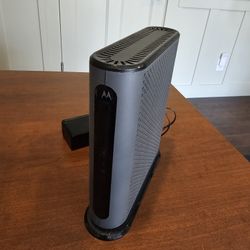 Motorola MB8611