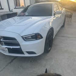 2012 Dodge Charger SE