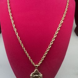 10K Gold Necklace w Buddha pendant 28” long 14.7 grm no trades pick up in Lakewood 3816 Steilacoom blvd sw Lakewood WA 98499