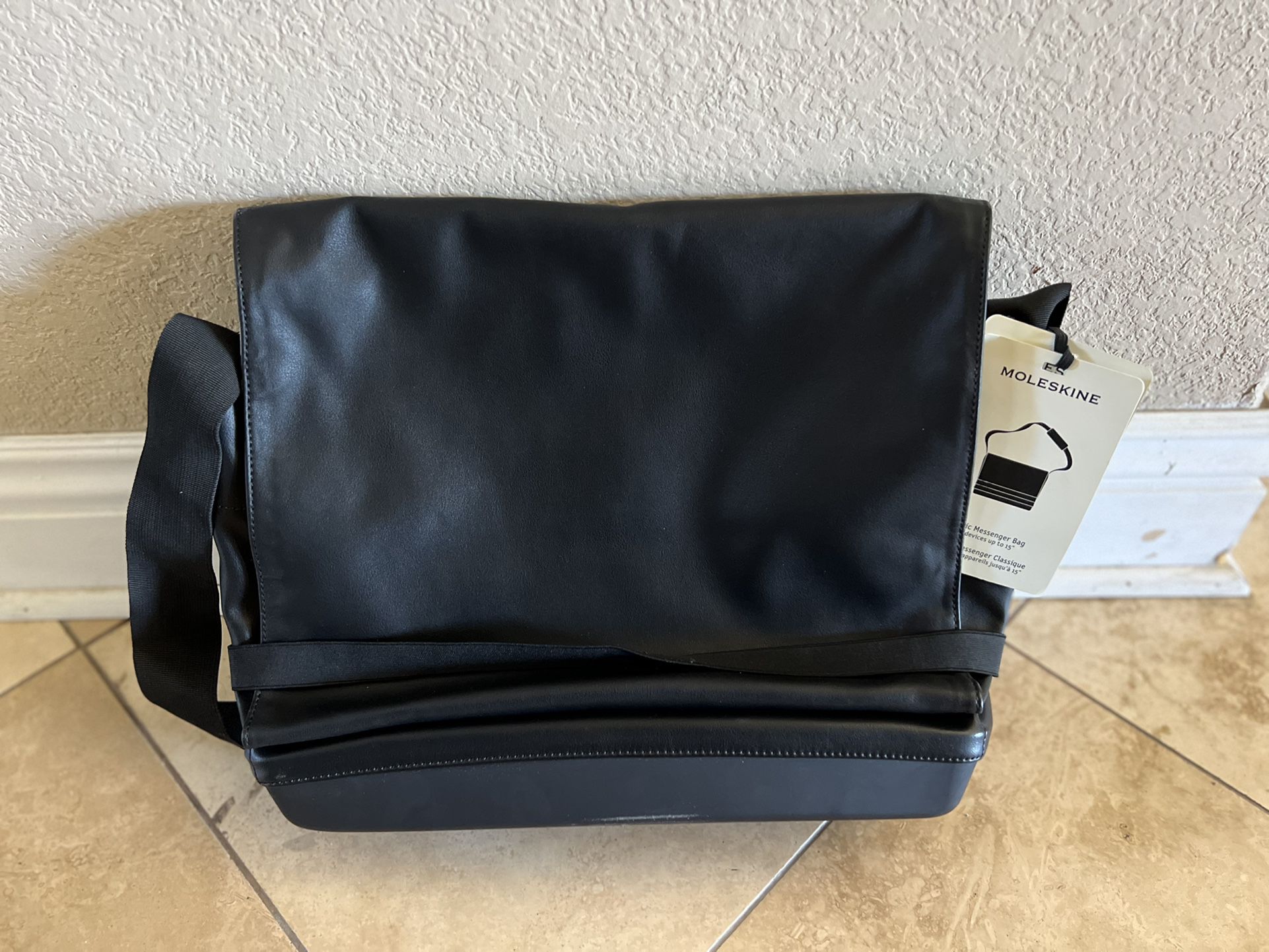 Vegan Leather Messenger Bag 