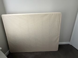 Free Queen size box spring Off white Like New