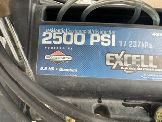 2500 PSI 6.5 horsepower power washer