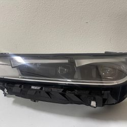 BMW IX Left Headlight 2022