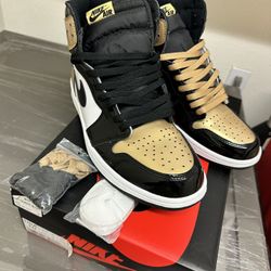 Jordan Retro 1 Gold Toe Size 10