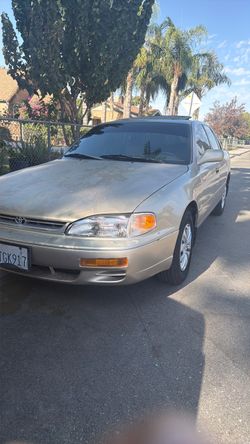 $$$$$$1998 Toyota Camry clean title$$$$$$