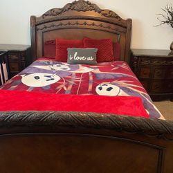 6 Pc Queen Bedroom set