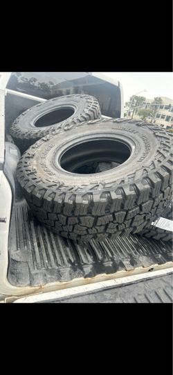 37x12.50r17 tires