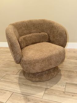 Boucle Swivel Accent Chair