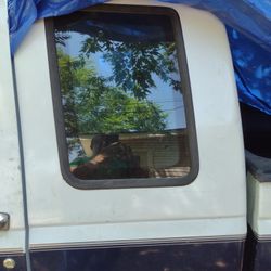 95 F150 Extended Cab Quarter Glass