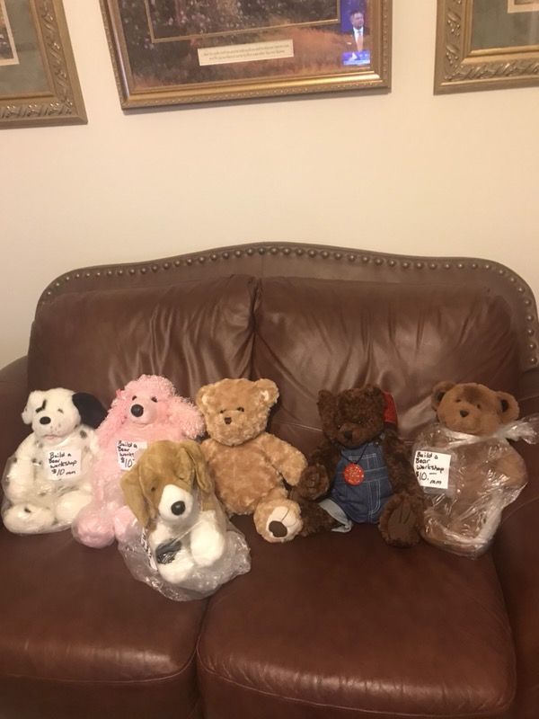 $10 Valentine Stuffed Animals To Give For Valentine’s Day. Choose Yours They Are All 13” Tall When Sitting All are Build a Bear Workshop except t