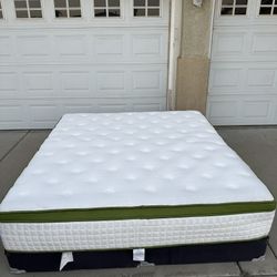 Pillows Top King Size Mattress 