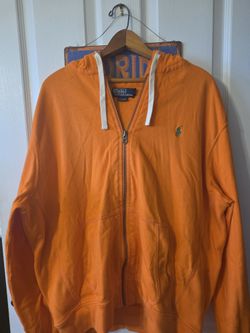 USED MEN 'S CLOTHING FROM BRANDS