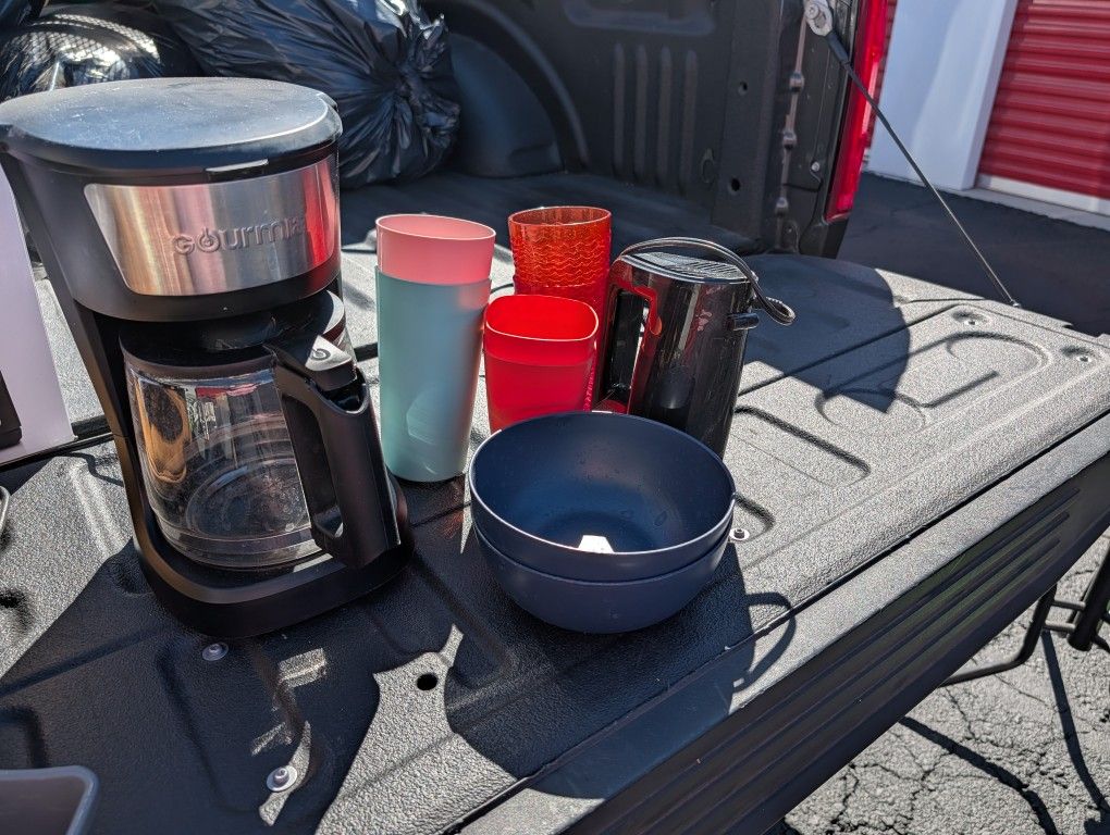 Household Items - Must Take Everything In Pics