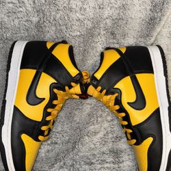 Nike Dunk High Retro- Reverse Goldenrod