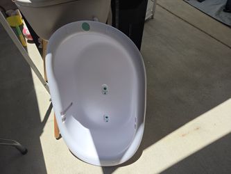 Friday baby bathtub