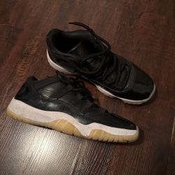 Jordan 11 Low Black