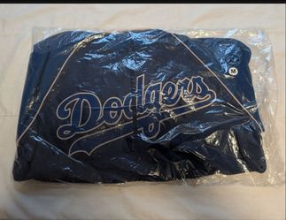 Dodger giveaway sweater zip hoodie