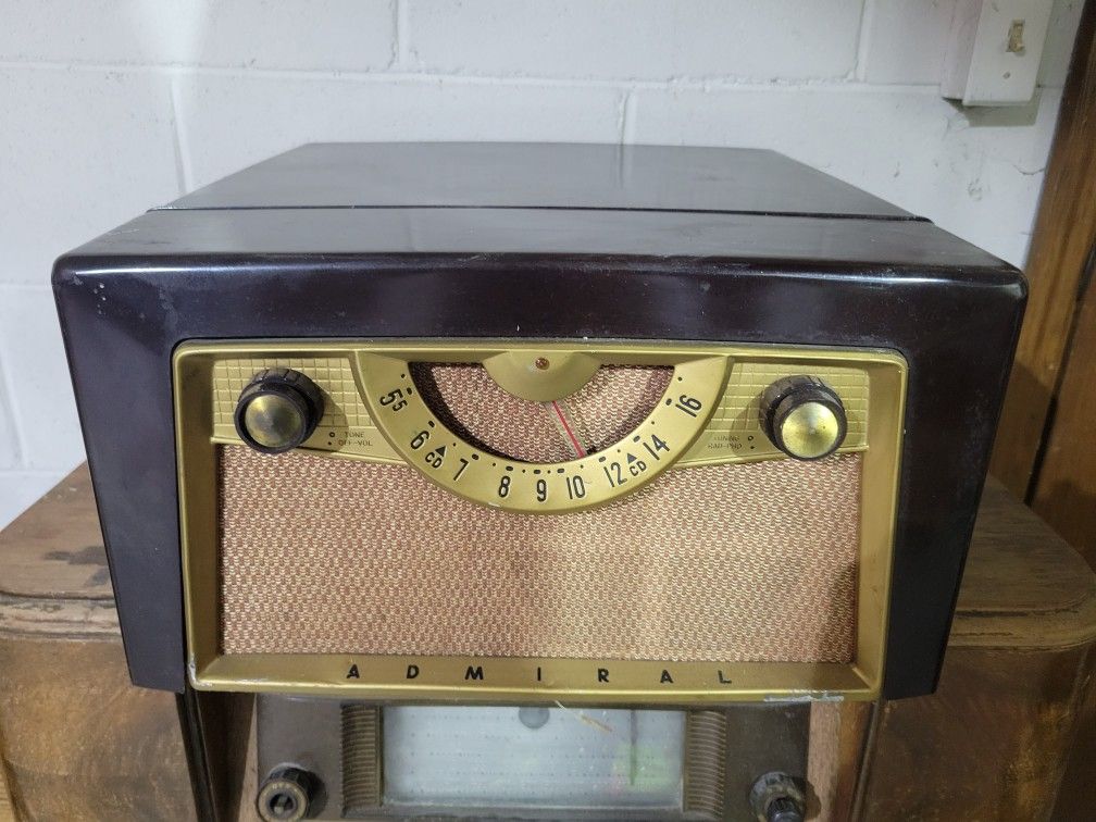 Old Radio