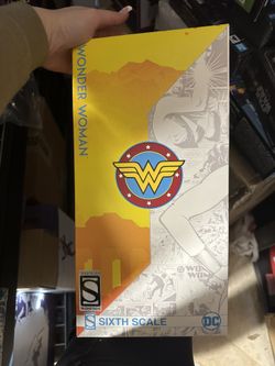 Wonder Woman Sideshow Exclusive