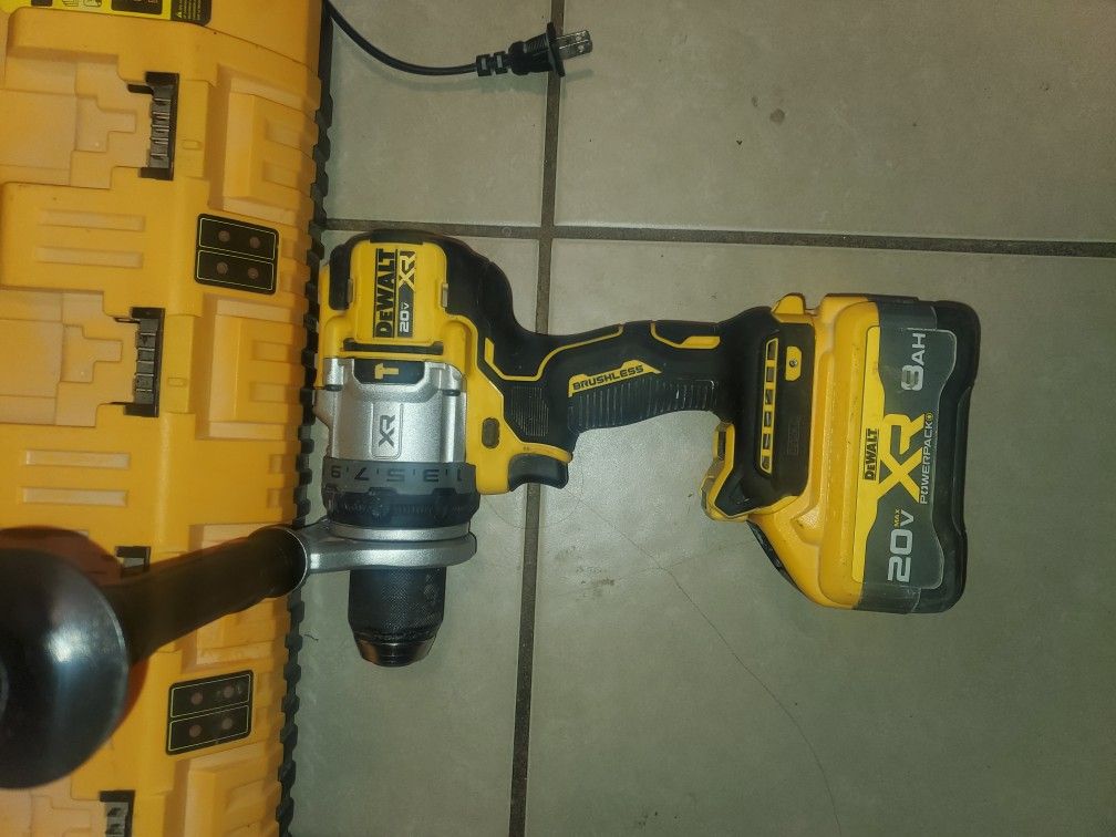 Dewalt