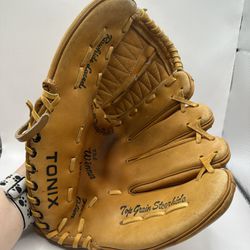VINTAGE Tonix RHT baseball Glove TG26