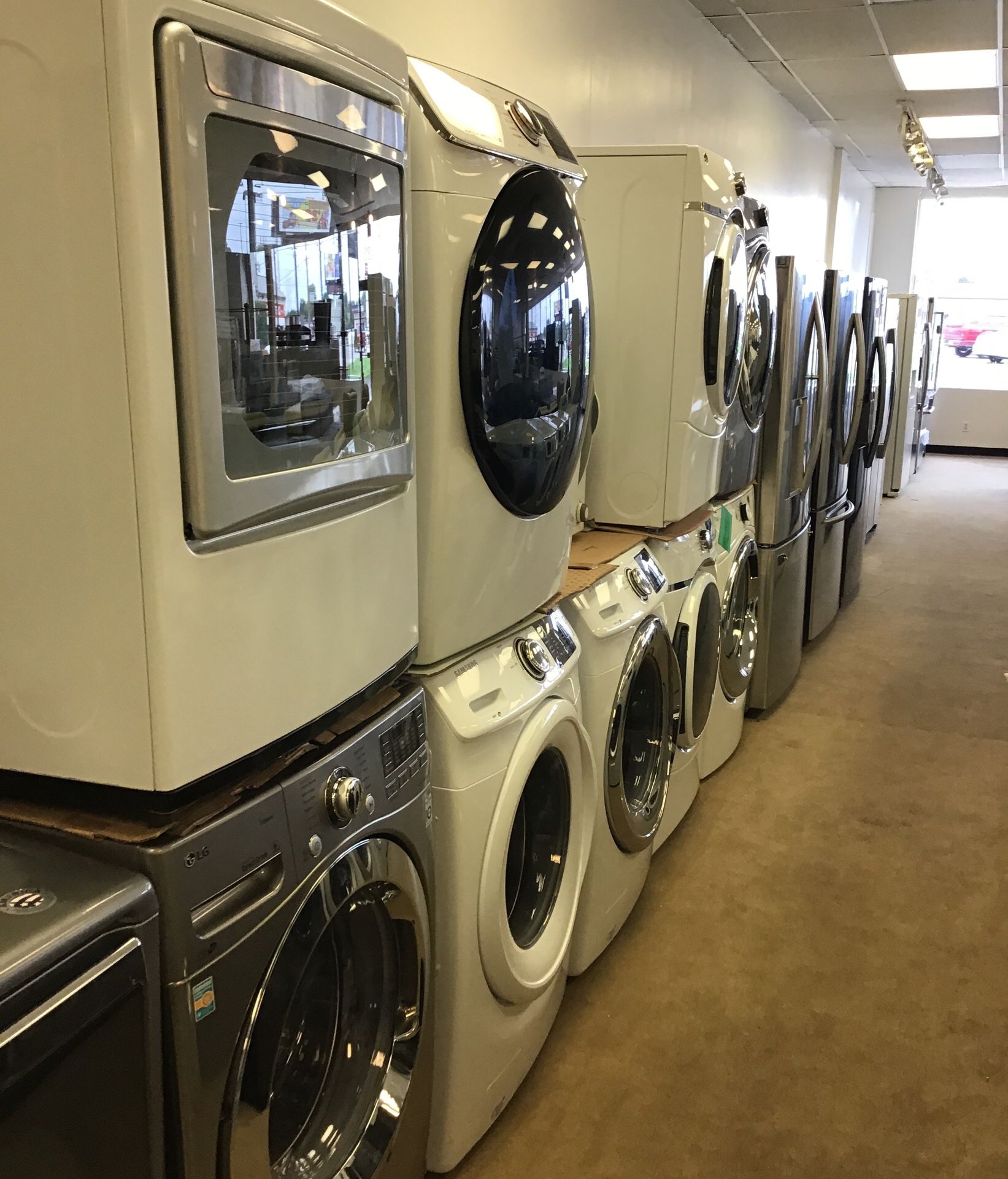 New Scratch and dent Appliances: Washers, Dryers, Stackable, refrigerators,  mini fridge's (message for questions) for Sale in Indianapolis, IN - OfferUp